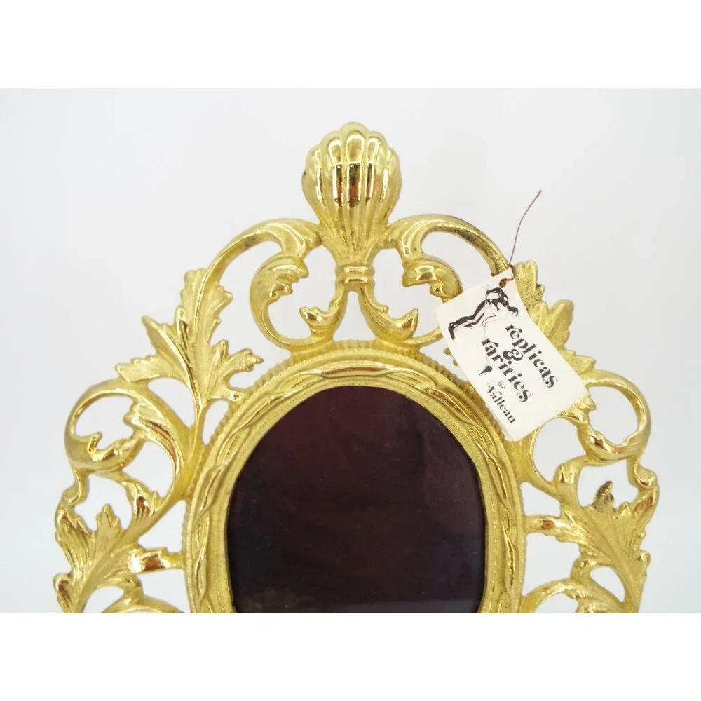 Pair of Vintage Valleau USA Ornate Brass Photo Frames with Stands